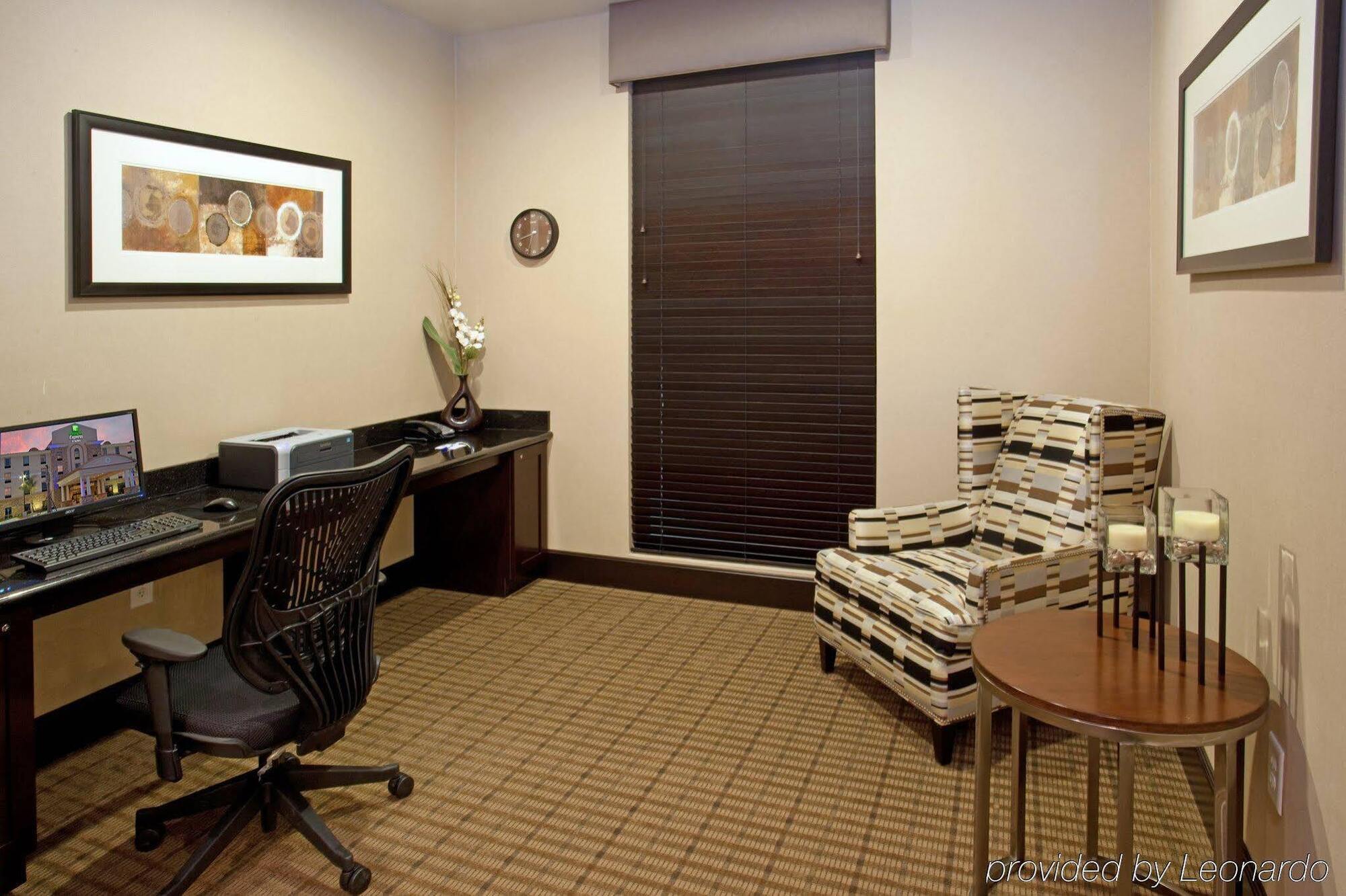 Holiday Inn Express Hotel & Suites Port Arthur, An Ihg Hotel Экстерьер фото
